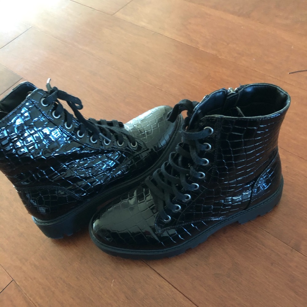 Black fashion nova Boots